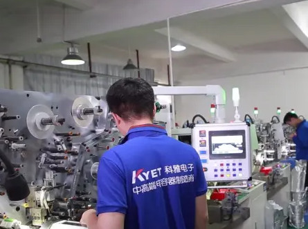 mmkp82谐振电容吗？有什么特点和作用